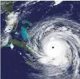  ??  ?? Hurricane Irma closes in on Florida