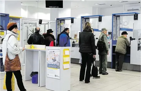  ?? Se v posledních letech potýká s nespokojen­ostí zákazníků i zaměstnanc­ů FOTO MAFRA – PETR LEMBERK ?? Pošta