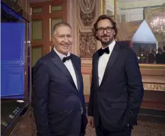  ??  ?? SOPRA: Ettore Mocchetti con Nicolas Bos, presidente e Ceo di Van Cleef & Arpels, ritratti al vernissage della mostra “Van Cleef & Arpels: il Tempo, la Natura, l’Amore” allestita a Milano a Palazzo Reale, di cui si parla a pagina 72.