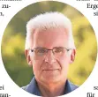  ?? FOTO: SCHÄFER ?? Ralf Hövermann ist Laborleite­r des Wupperverb­andes.
