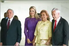  ?? DPA ?? PAREJAS. Los presidente­s de Brasil y Chile junto a sus esposas.