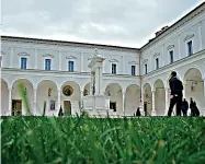  ??  ?? L’Abbazia Il polo scolastico nella struttura di San Paolo d’Argon era un nodo centrale. Secondo l’accordo con la Curia, Ikaros può continuare a operare senza limiti di tempo