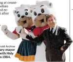  ?? Herald Archive ?? Former Calgary mayor Ralph Klein with Hidy and Howdy in 1984.