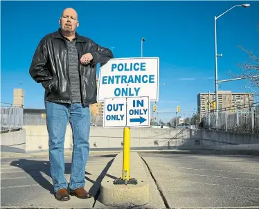  ?? J.P. MOCZULSKI TORONTO STAR ?? Retired Peel police officer Dave McLennan has started an anonymous peer support group for first responders.