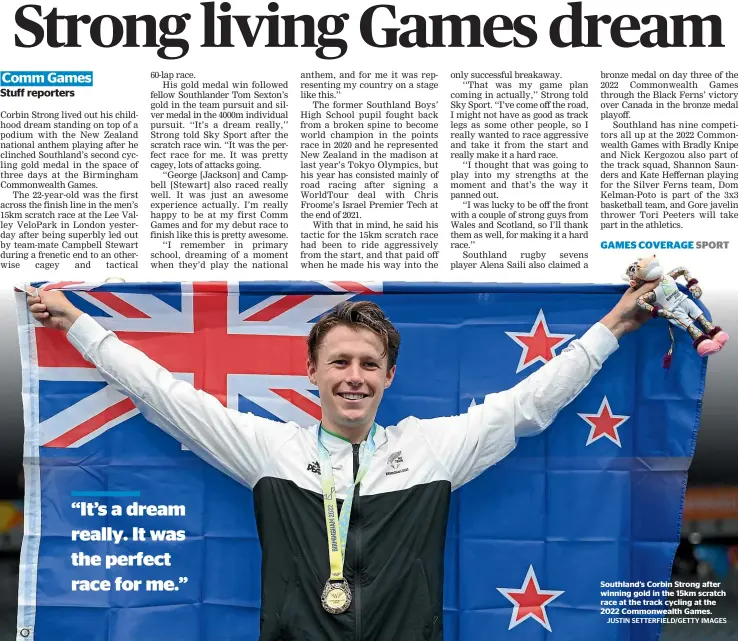  ?? JUSTIN SETTERFIEL­D/GETTY IMAGES ?? Southland’s Corbin Strong after winning gold in the 15km scratch race at the track cycling at the 2022 Commonweal­th Games.