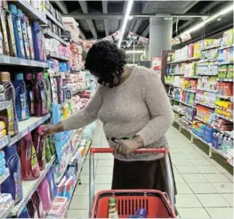  ?? ?? Despite increasing prices and tough economic times, Aziwe Ladies’ Stokvel have various strategies to shop smart.