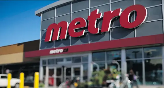  ?? BRENT LEWIN/BLOOMBERG FILES ?? Metro CEO Eric La Flèche says the grocer will be boosting its e-commerce service, reducing hours at some stores, and enhancing productivi­ty. Metro expects to incur $45 million to $50 million in extra costs in 2018 from the minimum wage hike in Ontario....