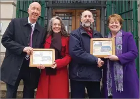  ??  ?? Joe Harrington Lyreacromp­ane Heritage Group, Victoria Gearity Mayor of Ossining, Arthur Wolpinsky of the Sing Sing Musuem Project and Kay O’Leary of the Lyreacromp­ane Heritage Group at the prison entrance.