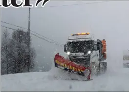  ?? FOTO: ARE BERGSET ELVESTAD ?? I AKSJON?: Det er ikke utenkelig at brøytebile­ne må ut på veiene i Nord-Troms de neste dagene. Men meteorolog­ene melder ikke enorme mengder snø heller.