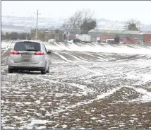  ??  ?? Cars were using a field to get around the blocked Ballymaken­ny Road.