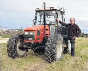  ?? PHOTO: ALLIED PRESS FILES ?? Otago Field Days chief executive Paul Mutch mows the grass at the yards in the buildup to the big event.