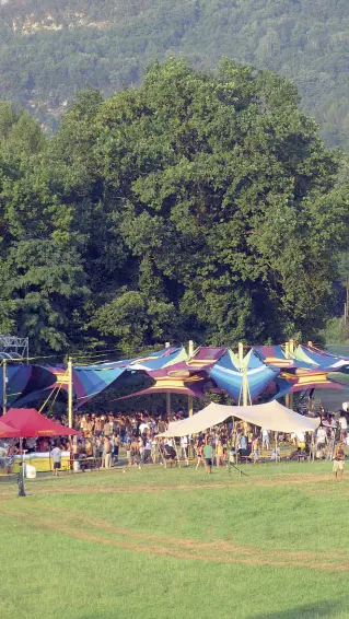  ?? Zanfron ?? L’adunata Ieri è cominciato a Belluno «Sonica Festival». Andrà avanti fino al 17 agosto