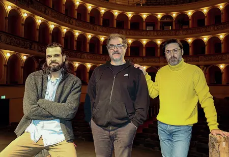  ?? (Bergamasch­i/ Fossella) ?? Scena
Da sinistra, Giorgio Gobbo, Andrea Pennacchi e Matteo Righetto