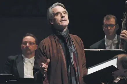  ?? A. BOFILL ?? Jeremy Irons en un momento del concierto de ayer, en el Liceu