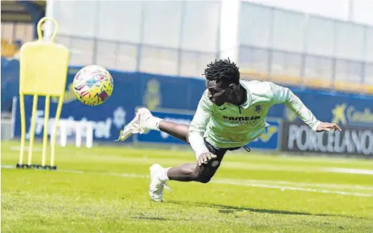  ?? VILLARREAL CF ?? Nicolas Jackson ha crecido enormement­e en el Villarreal en la segunda vuelta de este ejercicio, tras superar la lesión, y lleva cuatro goles en tres partidos.