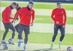  ??  ?? Vitolo, Lemar, Saponjic y Herrera, en la sesión de ayer en el Cerro.