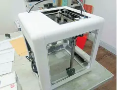  ??  ?? Desde el norte. Emmanuel Inca creó en su empresa Axium una impresora 3D en La Quiaca. Hoy la exporta y está inmerso en un proyecto de vanguardia
