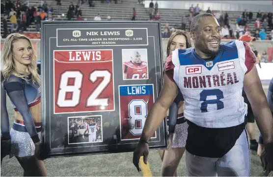  ?? PAUL CHIASSON/ THE CANADIAN PRESS ?? Montreal Alouettes slotback Nik Lewis became the CFL’s all-time leader in pass receptions during Thursday’s game against the Winnipeg Blue Bombers. Lewis played 11 seasons with the Stampeders before joining Montreal in 2015, catching 806 of his 1,031...
