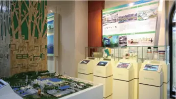  ??  ?? An exhibition hall at the China Energy Conservati­on and Environmen­tal Protection Group headquarte­rs in Beijing showcases the company’s technologi­es