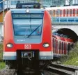  ?? Foto: dpa ?? Eine S-bahn fährt am Münchner aus einem Tunnel.Ostbahnhof