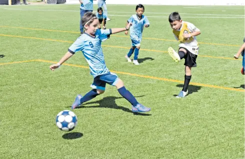  ?? ?? Disputados partidos en el inicio del torneo de futbol