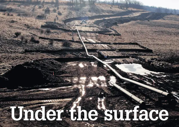  ?? REUTERS FILE ?? A natural gas pipeline is seen under constructi­on near East Smithfield in Bradford County, Pennsylvan­ia, Jan. 7, 2012.