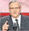  ??  ?? Der „Patriot“Joe Arpaio bleibt trotz Verurteilu­ng auf freiem Fuß – dank Donald Trump.