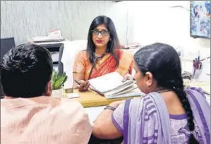  ??  ?? ■ Kamla and Bishan Dev with Dr Latika Agarwal at her IVF centre in Bareilly. The Devs are sugarcane farmers from a village 25 km away. Bareilly now has a total of four such clinics, and couples from nearby towns often make their way here for help starting a family. ‘Everyone is doing it,’ Bishan says. ROHIT UMRAO / HT PHOTO