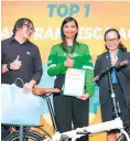  ?? ?? Sarah Aguja was named Padyak Champion 2023 by The Mobility Awards, recognizin­g her exemplary work as a cyclist and delivery-partner.