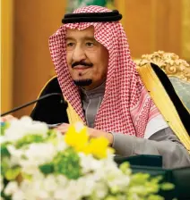  ??  ?? King Salman chairs the Cabinet meeting at Al-Yamamah Palace in Riyadh on Tuesday. (SPA)