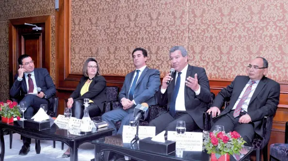  ??  ?? De gache à droite : Kais Sellami, Sonia Dammak, Adel Grar, Habib Karaouli et Mounir Ferchichi