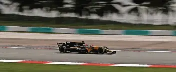  ?? FOTO: MASON ?? Trotz aller Widrigkeit­en lief es für Nico Hülkenberg bei den ersten beiden Trainingse­inheiten in Malaysia noch recht passabel: Der Emmericher wurde Neunter.