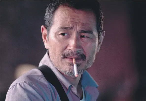  ?? — ZEITGEIST FILMS ?? CHRIS KNIGHT Gang Chen gives a wonderful performanc­e as taxi driver Lao Shi in Old Stone, a film by Johnny Ma.