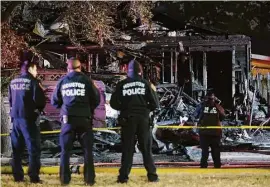  ?? Godofredo A. Vasquez / Houston Chronicle ?? Records show three complaints were made to the city about a house that caught fire and killed a person Friday. A city inspector noted that the building fell beneath minimum standards, but no action was taken to make repairs.