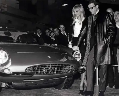  ??  ?? Above and right Sellers and wife Britt Ekland inspect the Superfast at Earls Court; the infamous comic treated his cars rather better than he treated his women.