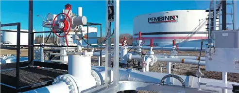  ?? PEMBINA PIPELINE ?? Pembina Pipeline is delaying a final investment decision on a $3.5-billion plastics facility in Alberta as it looks for long-term customers.