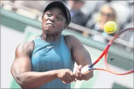  ?? ALESSANDRA TARANTINO – THE ASSOCIATED PRESS ?? Sloane Stephens returns a shot against Madison Keys during their semifinal match at the French Open on Thursday. Stephens won 6-4, 6-4.