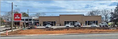  ?? Don Stilwell ?? A Wendy’s restaurant has opened at 12706 N. Highway 27 in Chickamaug­a.