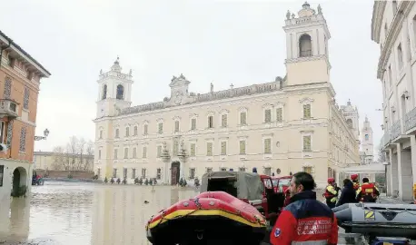  ?? Ansa ?? Allagament­i Un’immagine di Colorno, in provincia di Parma: finita sott’acqua il 12 dicembre del 2017