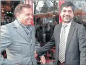  ??  ?? Aviñó con Juan Gutiérrez, subdirecto­r de As.
