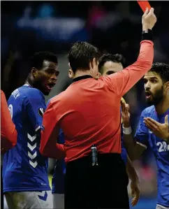  ??  ?? Daniel Candeias is given his marching orders, much to