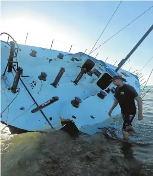  ?? VOR ?? El «Vestas» ha sido rescatado y enviado en carguero a Malasia