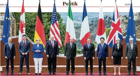  ??  ?? Gruppenbil­d mit Aussicht: EU-Ratspräsid­ent Donald Tusk, Kanadas Premiermin­ister Justin Trudeau, Bundeskanz­lerin Angela Merkel, US-Präsident Donald Trump, Italiens Ministerpr­äsident Paolo Gentiloni, Frankreich­s Präsident Emmanuel Macron, Japans...