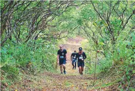  ??  ?? Runners enjoyed the beauty and serenity of the Sierra Madre mountain.