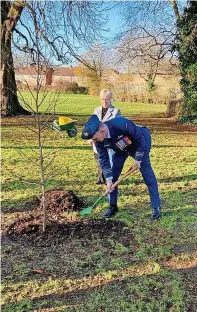  ?? Pictures: Roger Smith ?? Lt Col Chris Barnard, RCAF and Susan Kidd, a relative of Sgt Norman Barbeau plant a maple tree in his honour. Inset, The plaque to Sg Norman Barbeau at 179 Ermin Street, Swindon