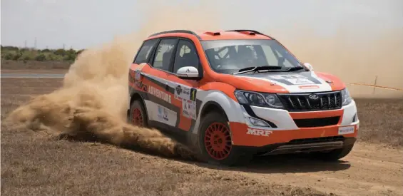  ??  ?? Gaurav Gill in action at the MRF 40th South India Rally in Sriperumbu­dur near Chnnai on Saturday.