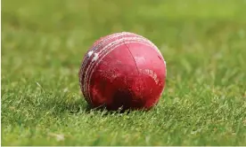  ?? Photograph: Neil Marshall/ProSports/Shuttersto­ck ?? The Kookaburra ball has a less prominent seam and goes softer earlier, contributi­ng to high scores.
