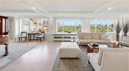  ?? ?? Ryan Serhant reps this
-bedroom penthouse at
Central Park South, one of Gotham’s luxe residences, sales of which are headed for a record year.