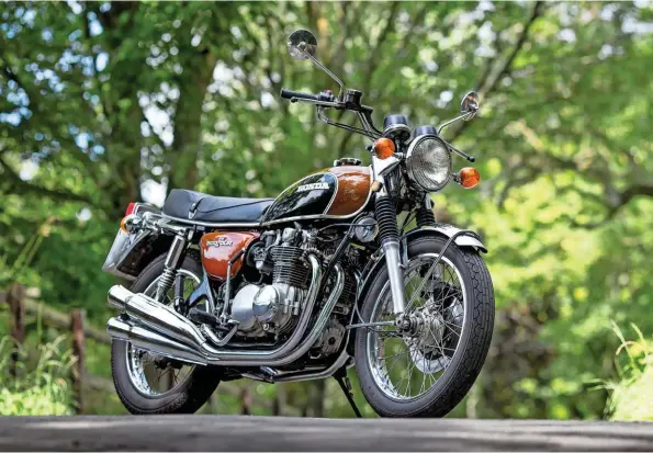  ??  ?? Above: Not just a downsized CB750, the CB500 is different under the skin, but shares the typical Honda values of build quality and reliabilit­y