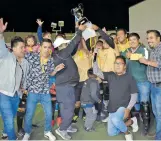  ?? ?? Xalti 03 se consagró campeón del torneo de futbol 7 "Copa por la Salud"